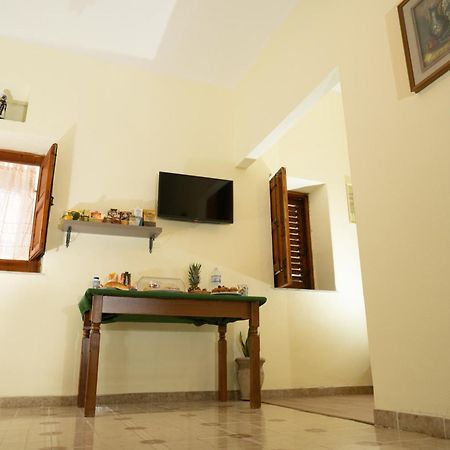 B & B Agrigento Antica Exteriör bild