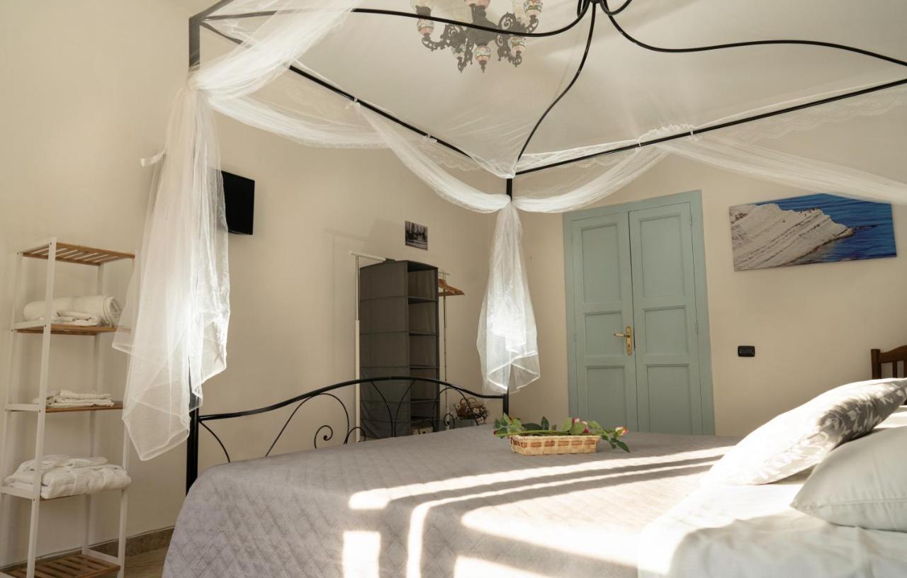 B & B Agrigento Antica Exteriör bild