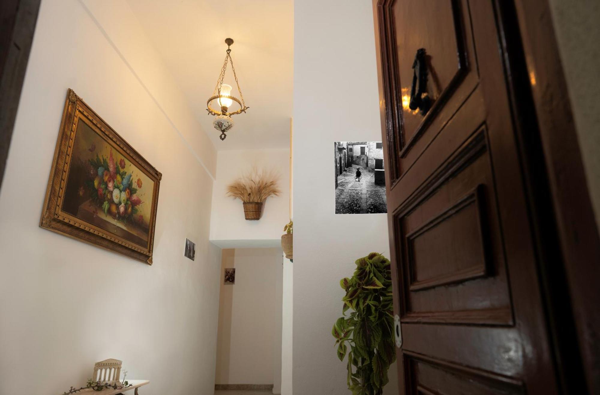 B & B Agrigento Antica Exteriör bild