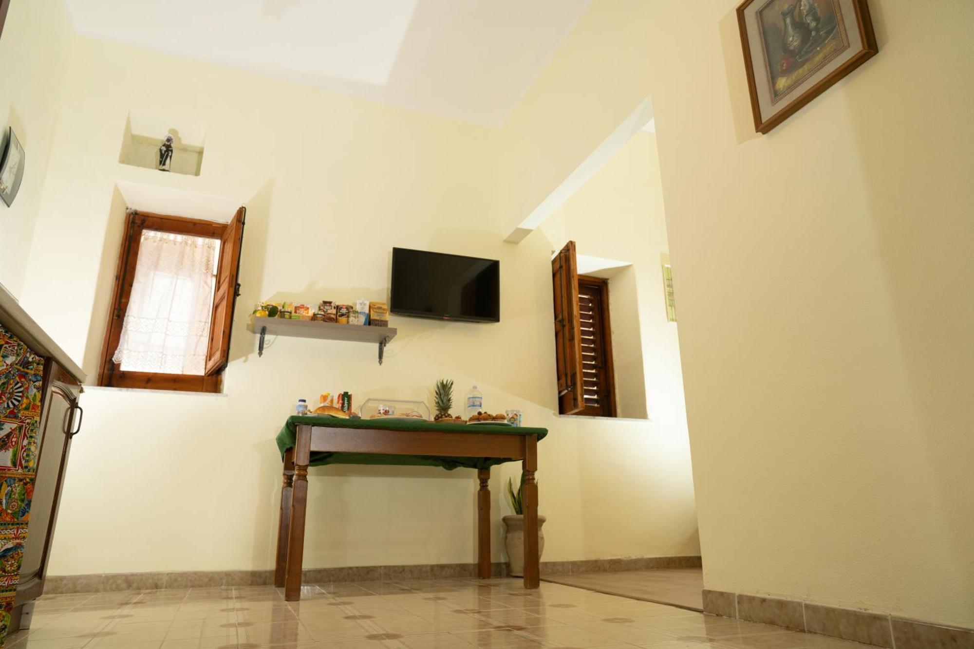 B & B Agrigento Antica Exteriör bild
